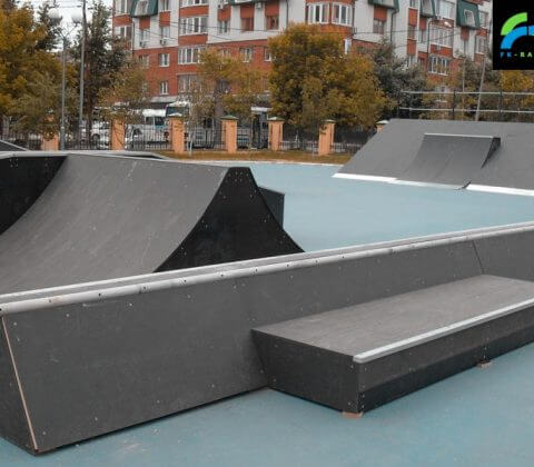 Скейт парк в Тюмени у Дворца искусств «Пионер» - FK-ramps