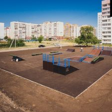 Деревянный скейт парк в Ульяновске в студенческом городке - FK-ramps