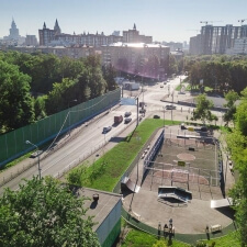 Деревянный скейт парк на улице Берзарина в Москве - FK-ramps