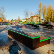 Деревянный скейт парк в Ленинградской области