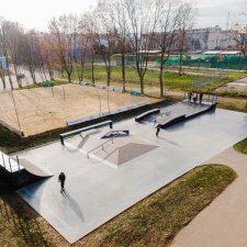 Деревянный скейт парк в городе Орел