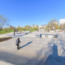 Бетонный скейт парк на ул.Добровольцев (СПб)