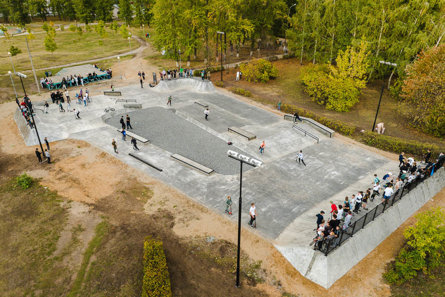 Бетонный скейт-парк в Центральном районе Тольятти