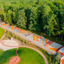 Бетонный уличный скейт парк Авангард (Москва)