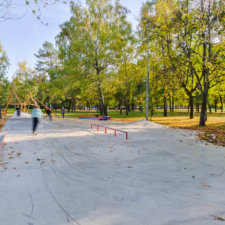 Скейтпарк в сквере 40-летия ВЛКСМ Москва