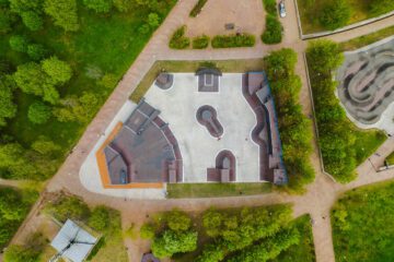 Скейт-парк в&nbsp;парке 300-летия Петербурга превью 1