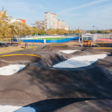 Скейт парк и памп трек на Красноярской улице