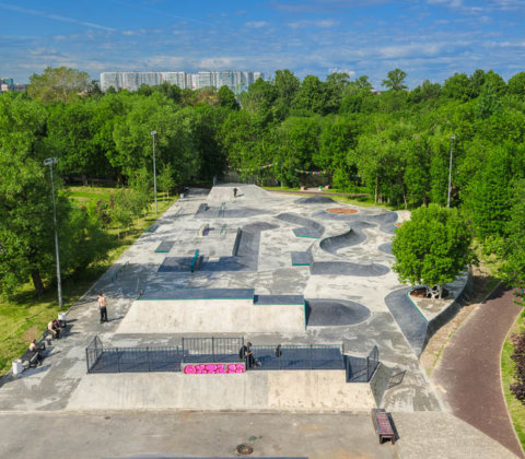 Бетонный скейт-парк на Передовиков (СПб)