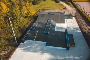 Деревянная скейт-плаза в&nbsp;Измайловском парке превью 1