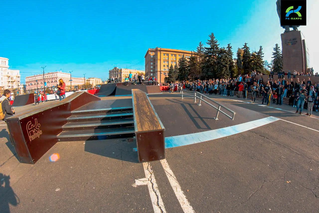 Деревянный скейт-парк у&nbsp;памятника Курчатову фото 2