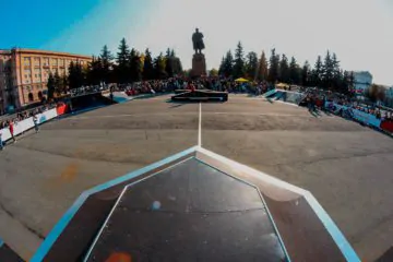 Деревянный скейт-парк у&nbsp;памятника Курчатову превью 1