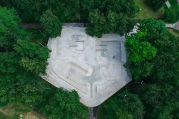 Бетонный скейт-парк LSD Park&nbsp;2.0&nbsp;на ул. Удальцова превью 1