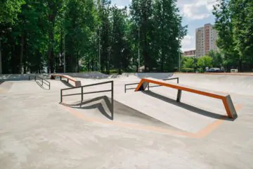 Бетонный скейт-парк LSD Park&nbsp;2.0&nbsp;на ул. Удальцова превью 1