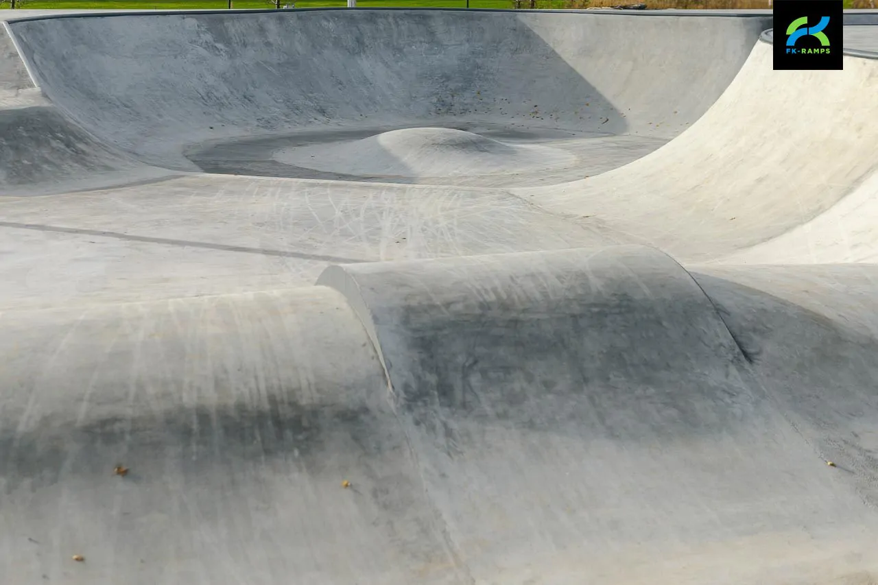 Бетонный скейт-парк фото 3