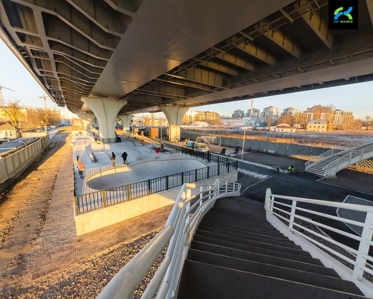 Скейт-парк под мостом Бетанкура фото 28