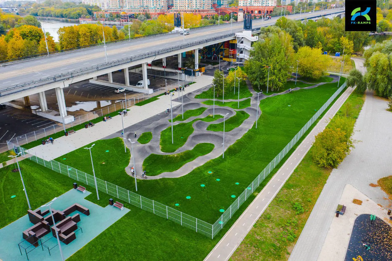 Асфальтовый памп-трек в&nbsp;Строгино (Москва)
