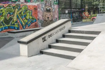 Бетонный скейт-парк DC&nbsp;Plaza на&nbsp;ул. Введенская, д.9 превью 1