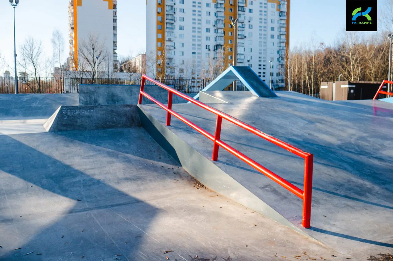 Бетонный скейт-парк на&nbsp;Айвазовского (Москва) фото 8