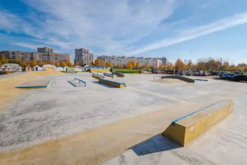 Бетонный скейт-парк в&nbsp;Металлострое превью 1