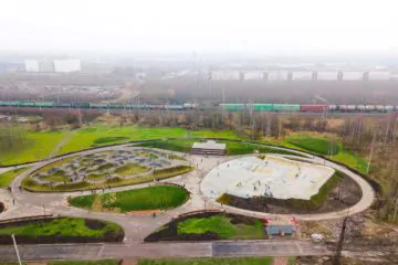 Бетонный скейт-парк в&nbsp;Металлострое превью 1