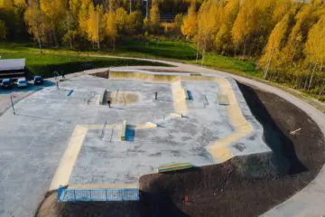 Бетонный скейт-парк в&nbsp;Металлострое превью 1