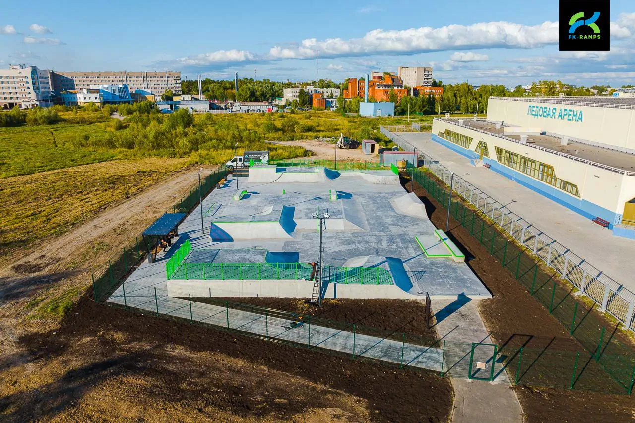 Бетонный скейт-парк в&nbsp;Великом Новгороде фото 1