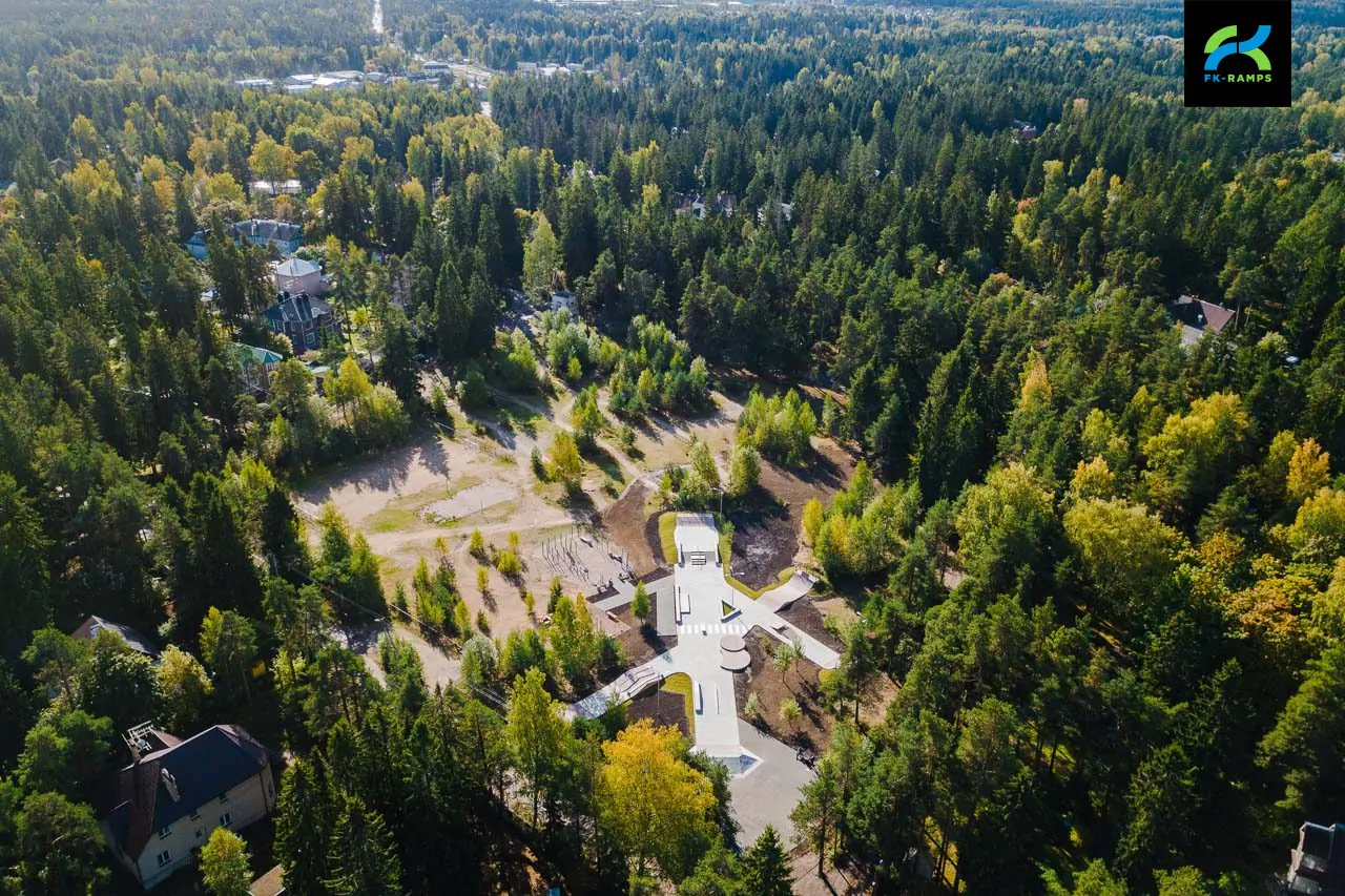 Бетонный скейт-парк во&nbsp;Всеволожске фото 3