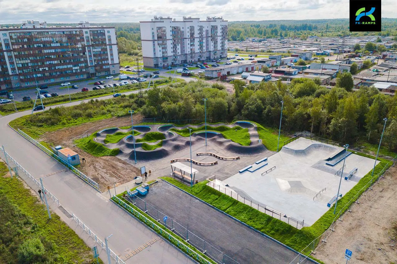 Бетонный скейт-парк и&nbsp;асфальтовый памп-трек в&nbsp;Кировске фото 25