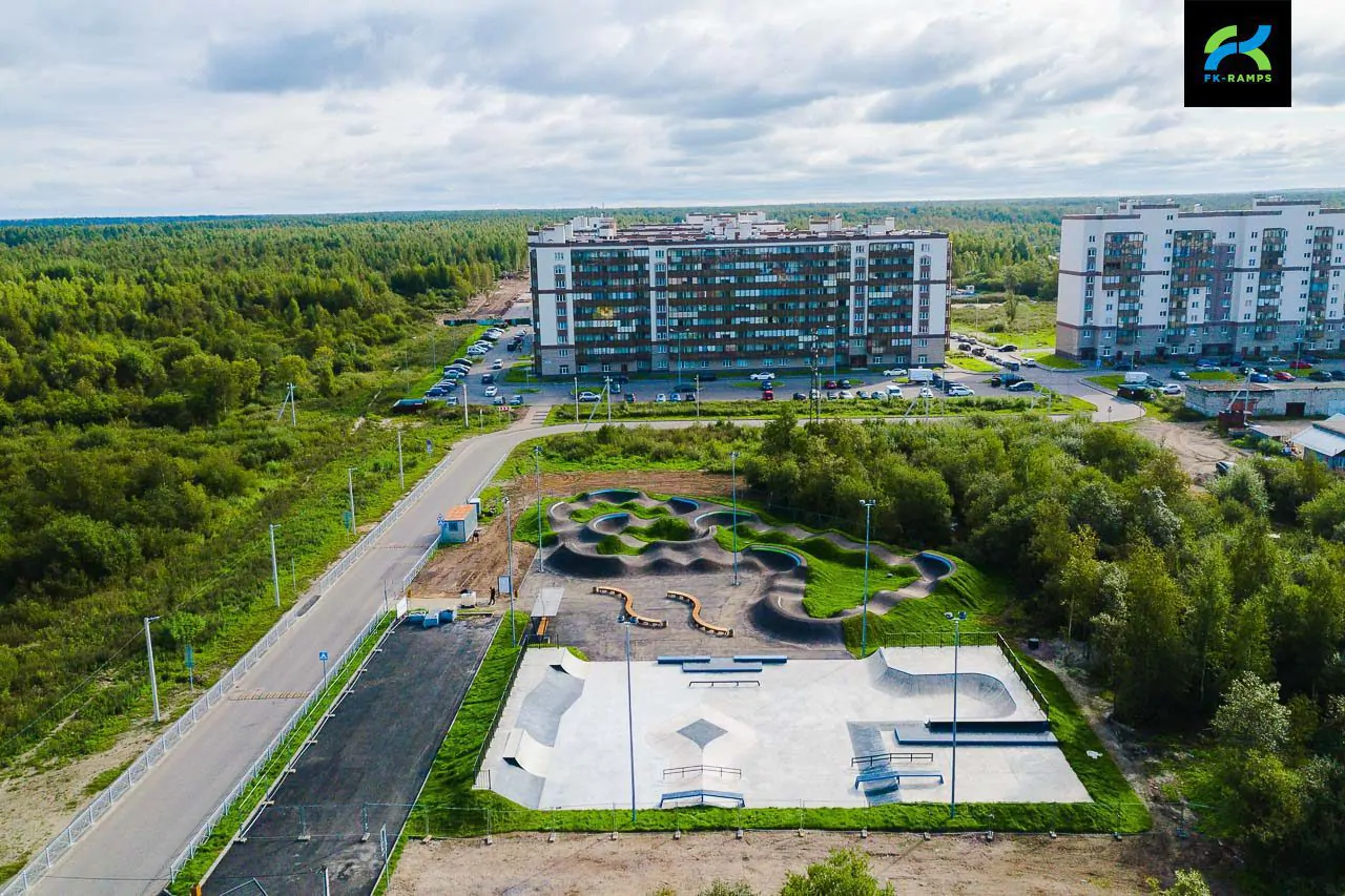 Бетонный скейт-парк и&nbsp;асфальтовый памп-трек в&nbsp;Кировске фото 28