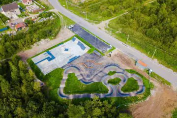 Бетонный скейт-парк и&nbsp;асфальтовый памп-трек в&nbsp;Кировске превью 1