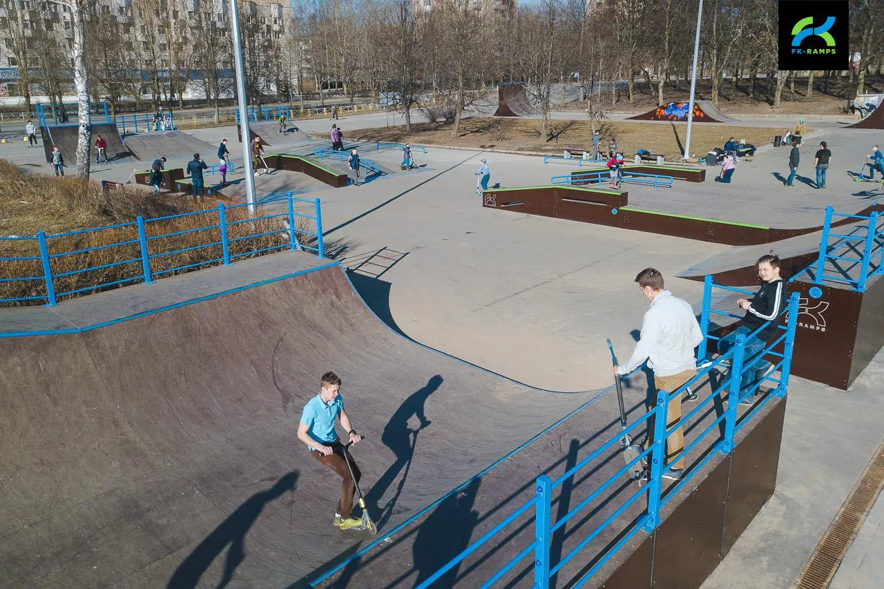 Деревянный скейт-парк в&nbsp;Киришах