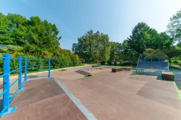 Деревянный скейт-парк в&nbsp;парке&nbsp;им. Федорова, Москва превью 1