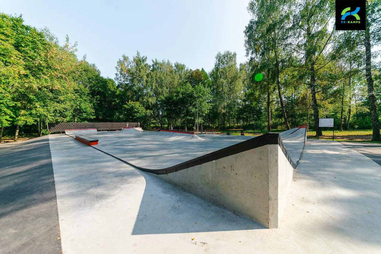 Бетонный скейт-парк в&nbsp;Ивантеевке, Московская область фото 14