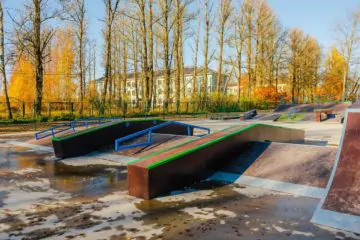 Деревянный скейт-парк в&nbsp;Дубровке, Ленинградская обл. превью 1