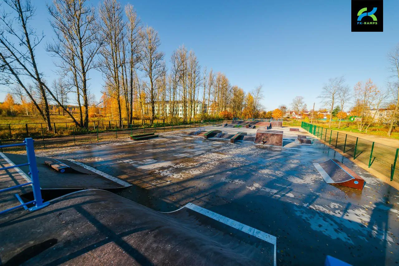 Деревянный скейт-парк в&nbsp;Дубровке, Ленинградская обл. фото 8