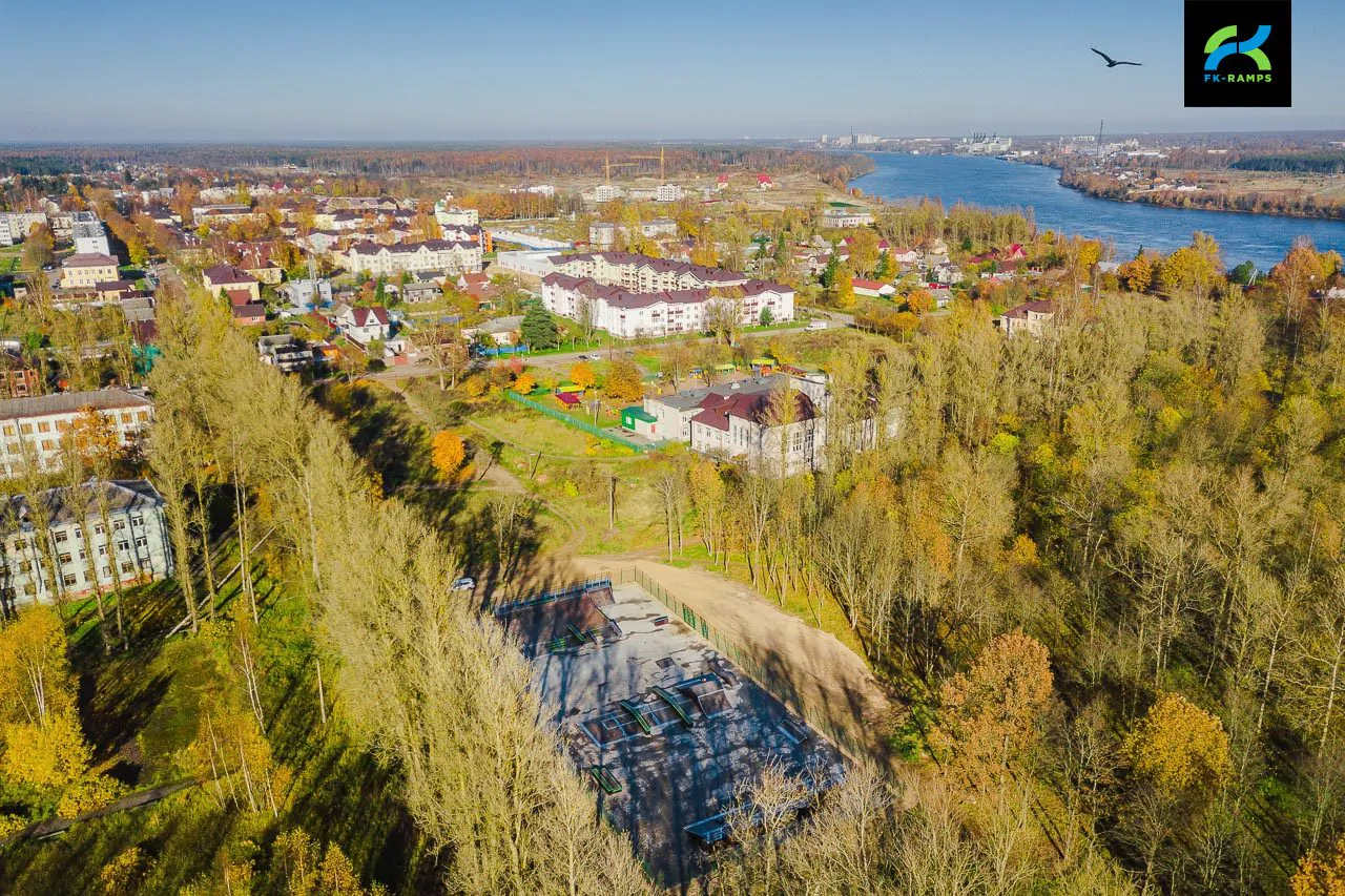 Деревянный скейт-парк в&nbsp;Дубровке, Ленинградская обл. фото 11