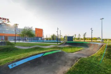 Скейт-парк и&nbsp;памп-трек МЕГА-Нижний Новгород превью 1