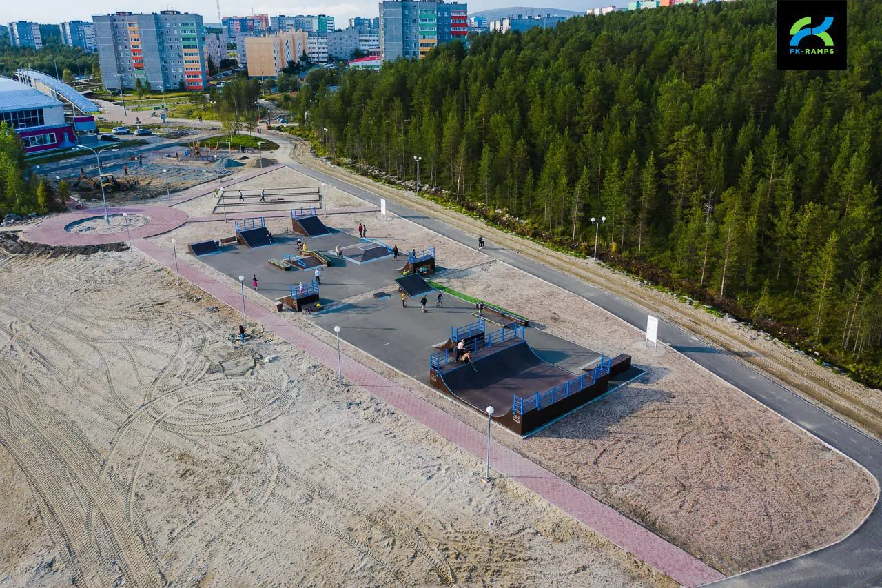 Скейт-парк в&nbsp;городе Полярные Зори фото 2