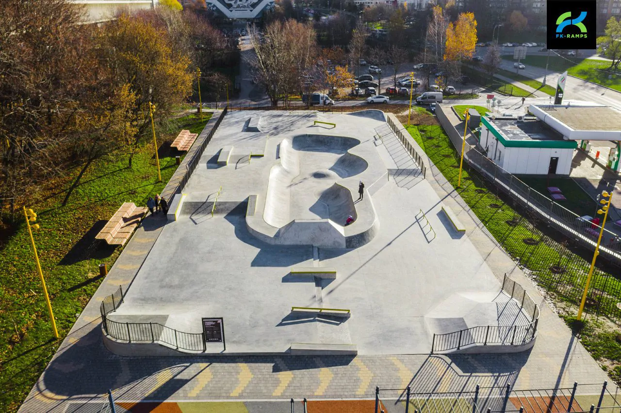 Бетонный скейт-парк на&nbsp;Островитянова (Москва)