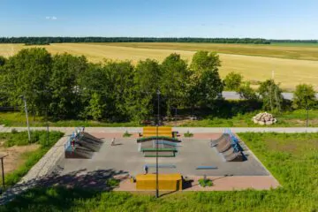 Деревянный скейт-парк в&nbsp;деревне Рабитицы превью 1