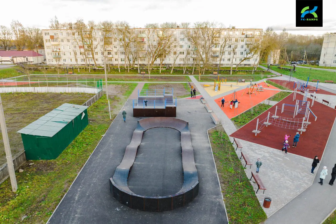 Мини-рампа и памп-трек в Сяськелево (ЛО) фото 11
