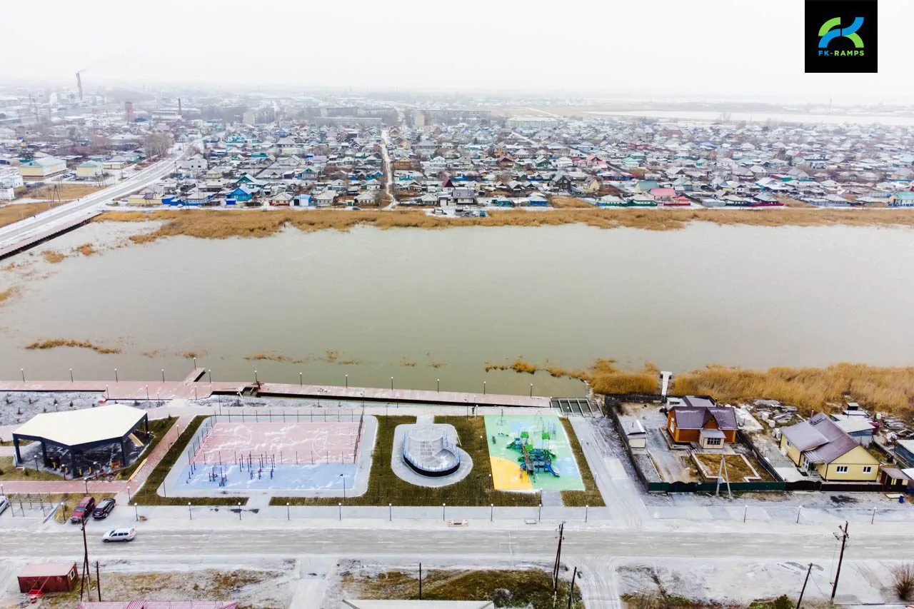 Мини-рампа с&nbsp;пулом в&nbsp;городе Карасук фото 9