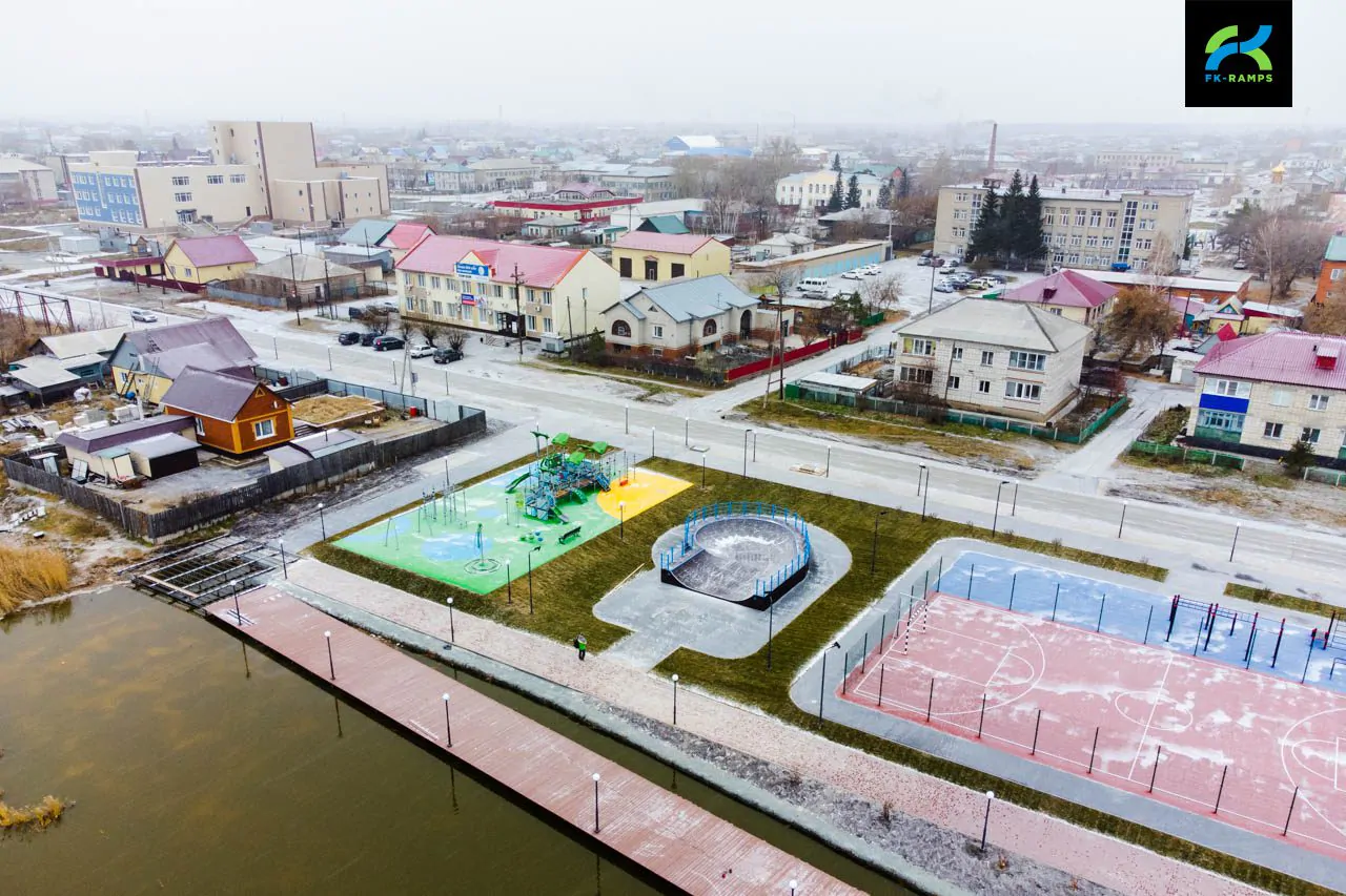 Мини-рампа с&nbsp;пулом в&nbsp;городе Карасук фото 2