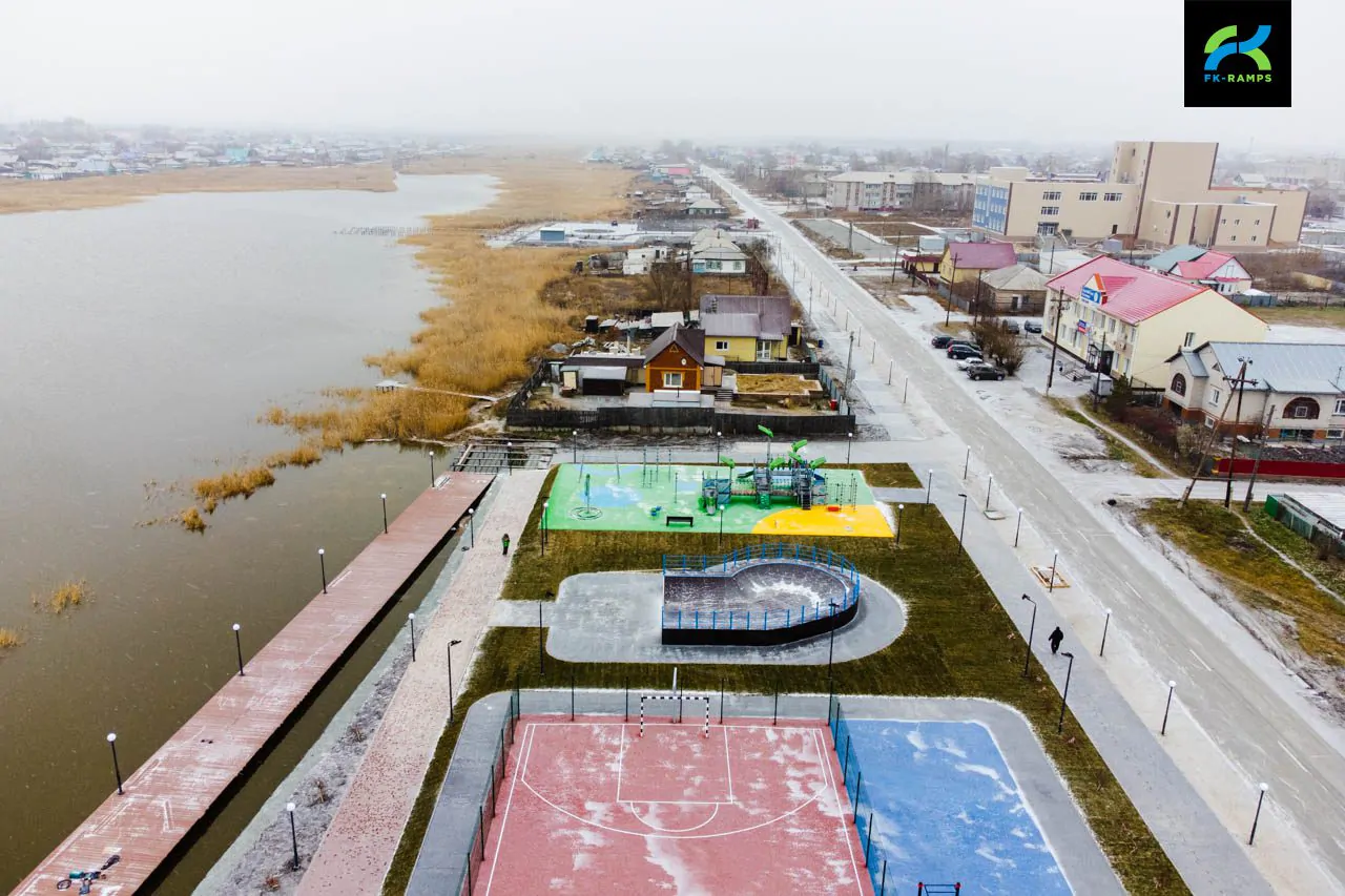Мини-рампа с&nbsp;пулом в&nbsp;городе Карасук фото 5