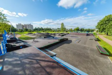 Скейт-парк и&nbsp;памп-трек в&nbsp;парке Авиаторов (СПб) превью 1