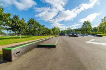 Скейт-парк и&nbsp;памп-трек в&nbsp;парке Авиаторов (СПб) превью 1