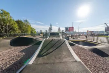 Памп-трек FK-ramps на ул. Оптиков (Петербург) превью 1