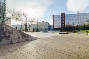Бетонный скейт-парк в Уфе (Сад им. Аксакова) превью 1