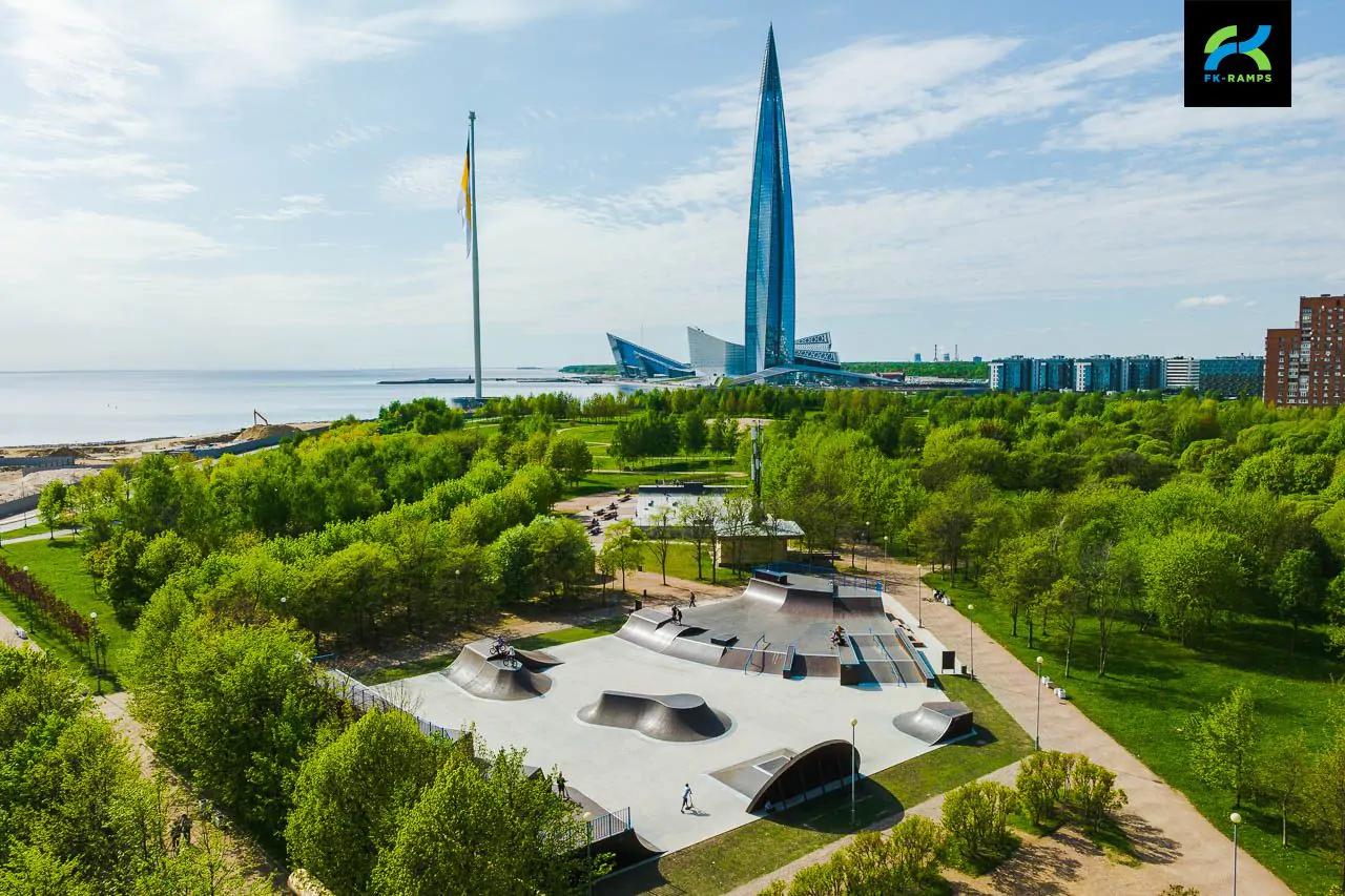 Скейт-парк в&nbsp;парке 300-летия Петербурга