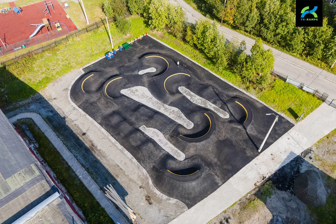 Асфальтовый памп-трек в Кировске (Мурманская область) фото 11